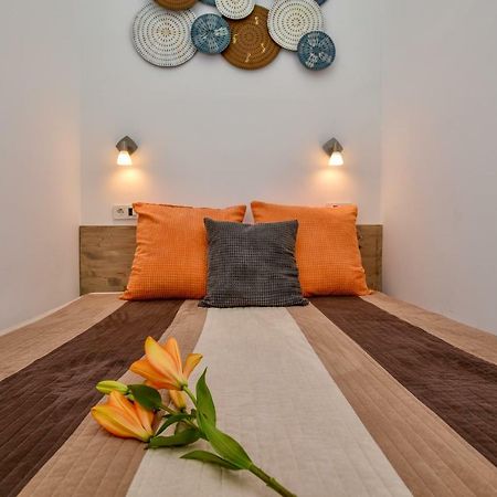 Heart Apartment With Free Private Parking Boedapest Buitenkant foto