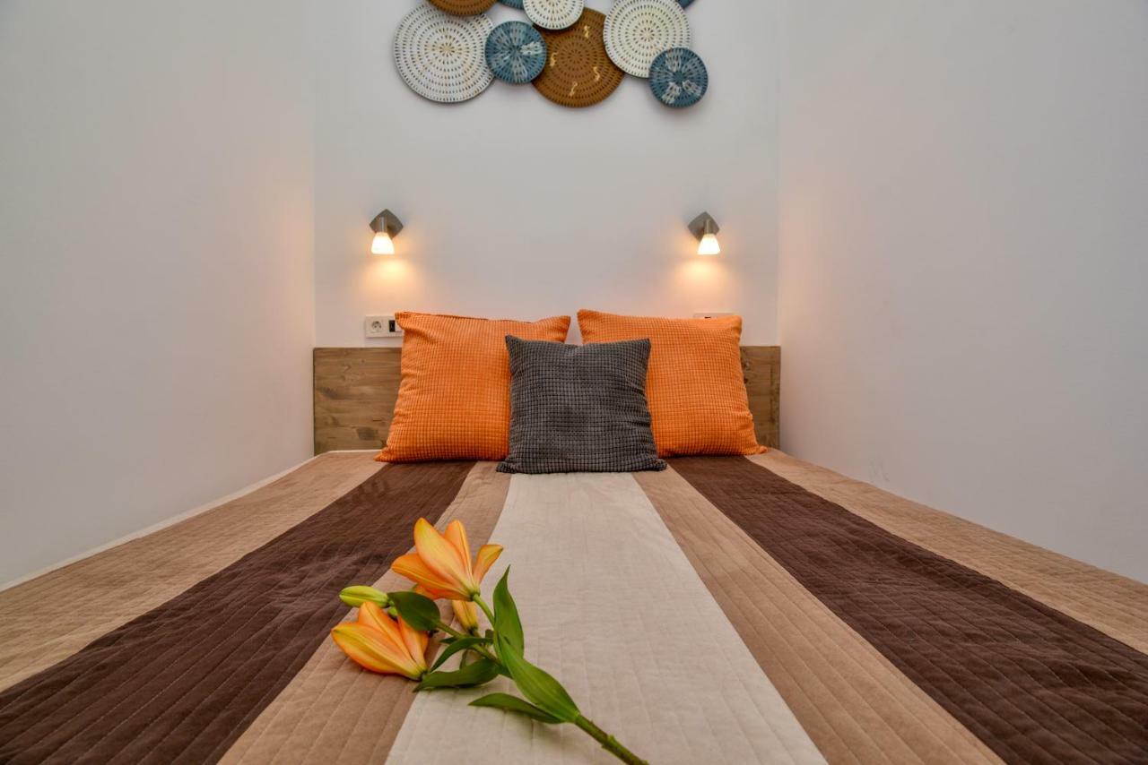 Heart Apartment With Free Private Parking Boedapest Buitenkant foto