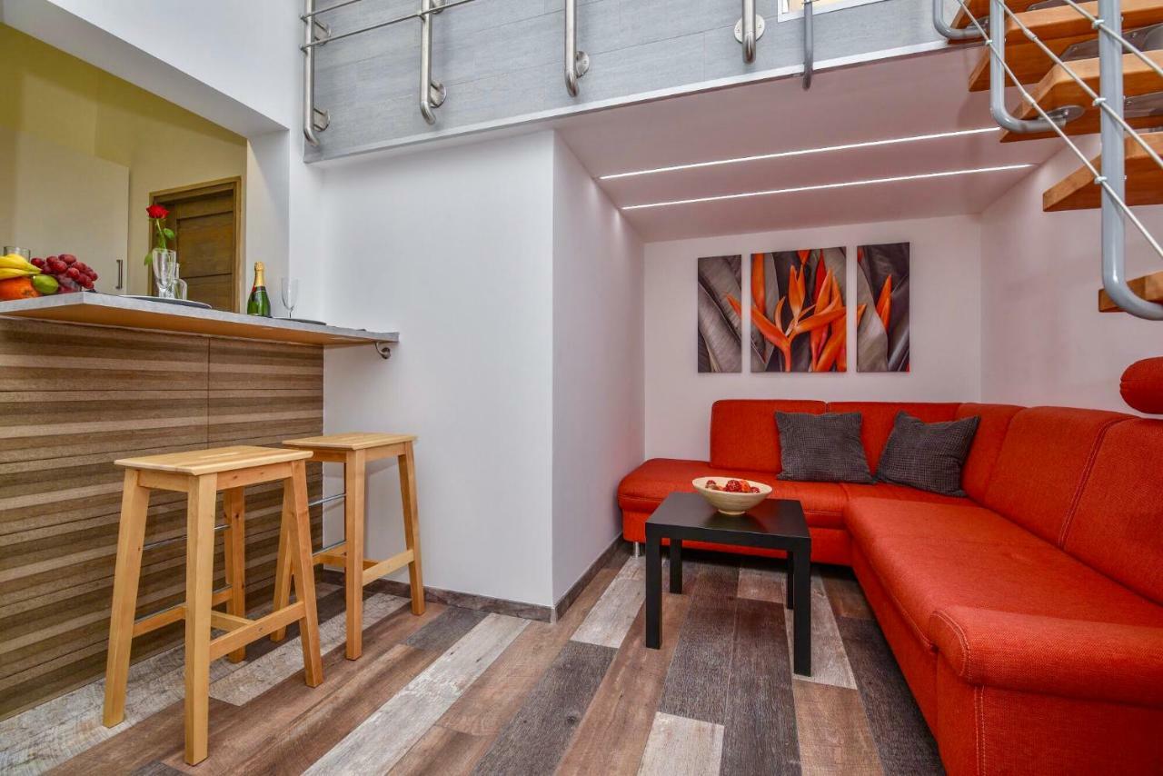 Heart Apartment With Free Private Parking Boedapest Buitenkant foto